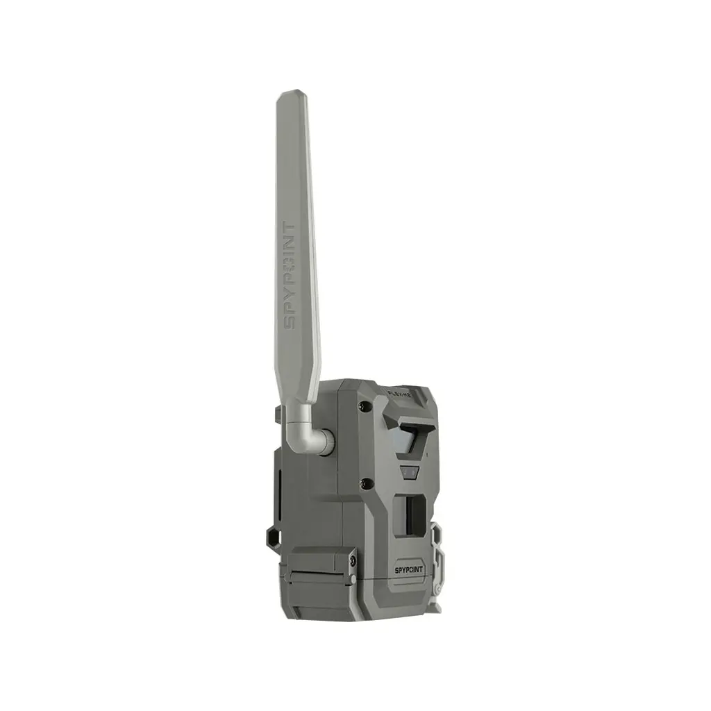 SPYPOINT FLEX-M2 LTE Wildkamera | Seitliche Frontansicht mit Antenne