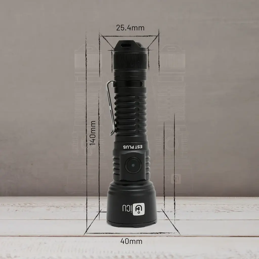 ICU CLOM Luminator | Abmessungen der Taschenlampe (140 x 40 x 25,4 mm)