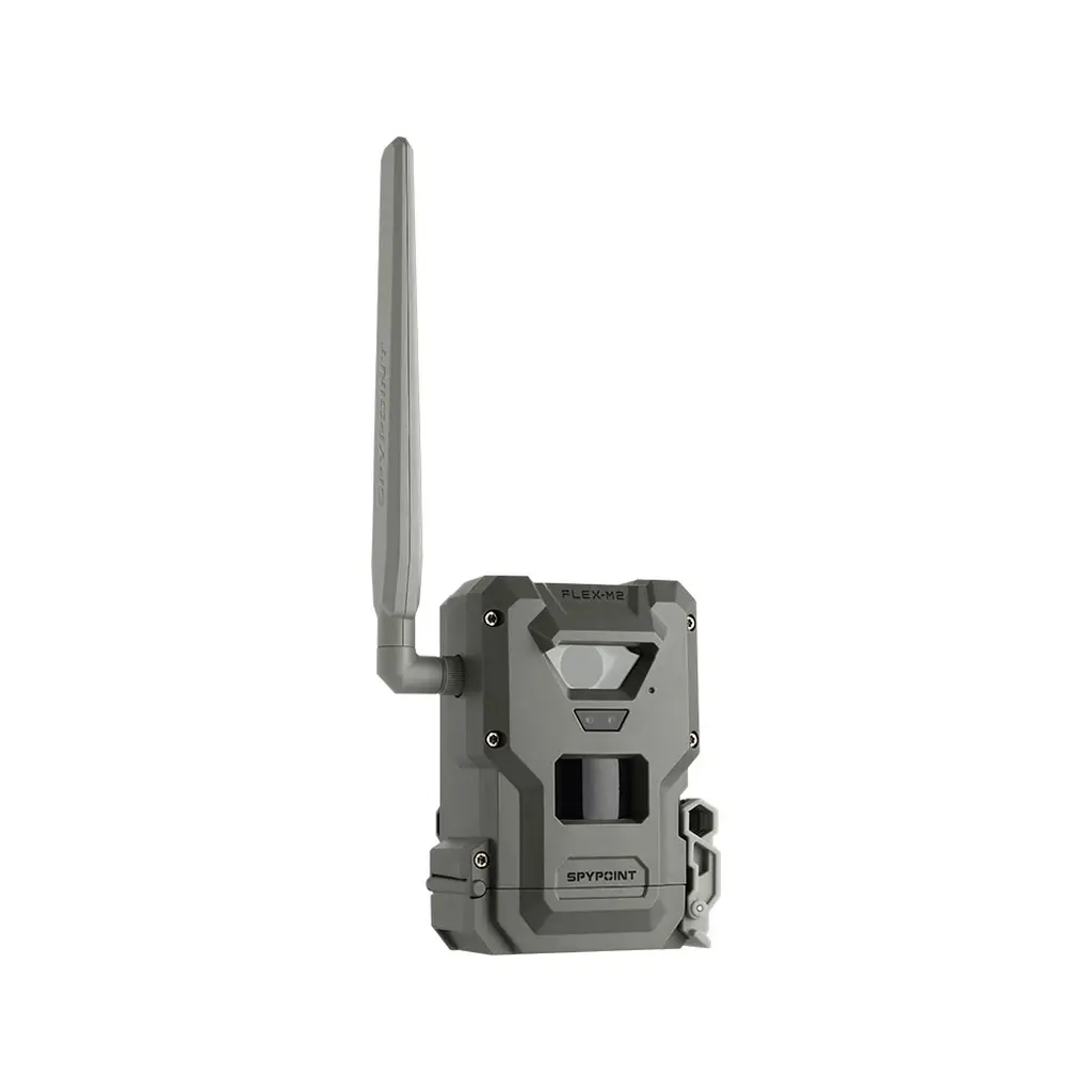 SPYPOINT FLEX-M2 LTE Wildkamera | Schräge Frontansicht mit Antenne