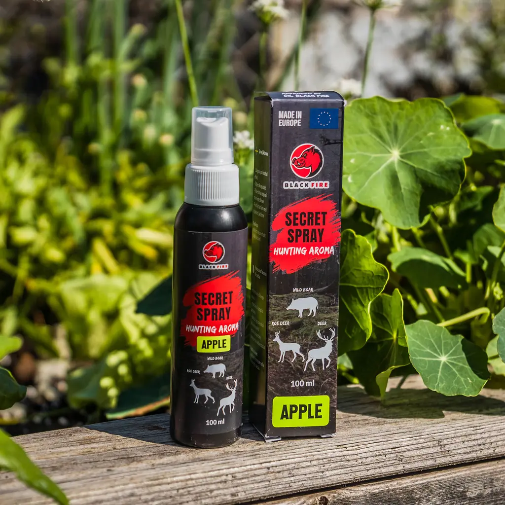 BLACK FIRE - Secret Spray Apple 100 ml Sprühflasche und Verpackung draußen