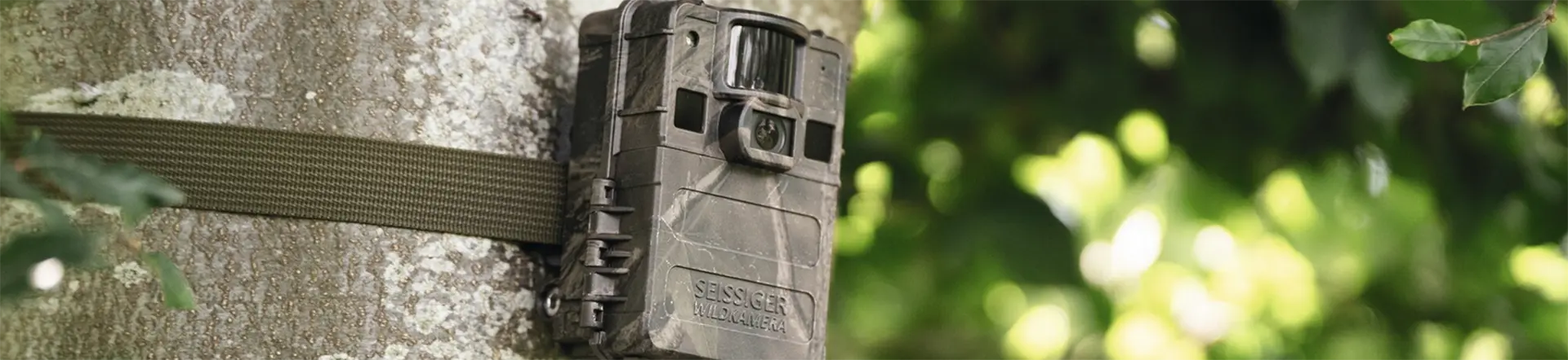 SEISSIGER Wildkamera Mini-Cam am Baum befestigt, kompakte Tarnkamera für Jagd und Naturbeobachtung