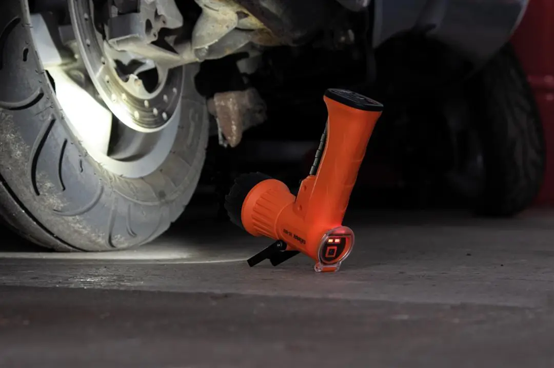 LED Handscheinwerfer HS-800 orange