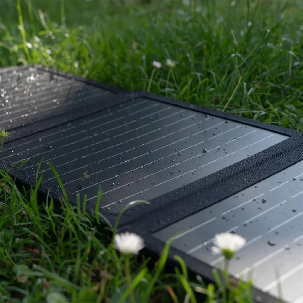 Dörr Solar Panel PB-10000 mAh 21W XL mit Powerbank Dörr Solar Panel PB-10000 mAh 21W XL mit Powerbank