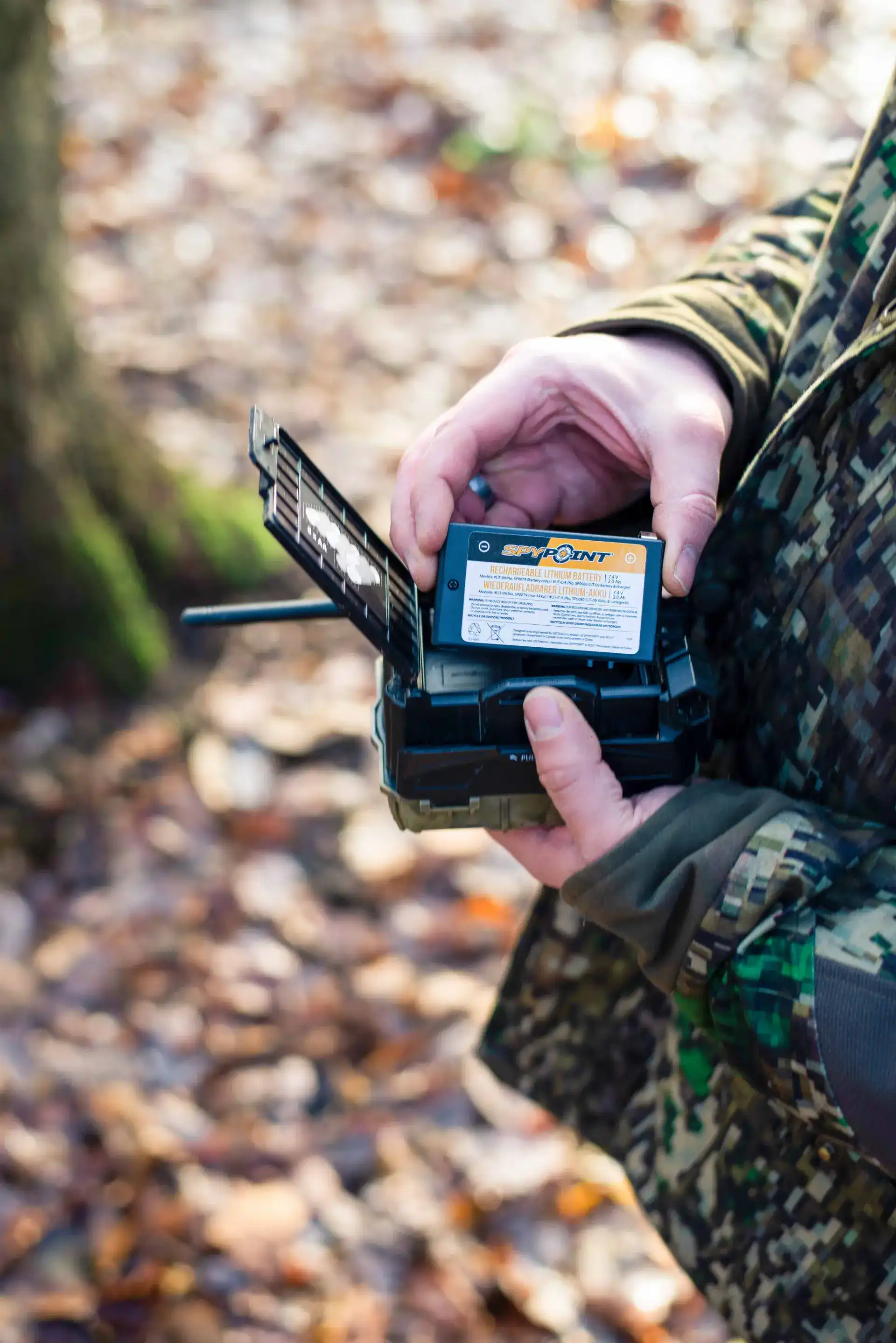 SPYPOINT Lithium-Akku mit Ladegerät SPYPOINT Lithium-Akku mit Ladegerät
